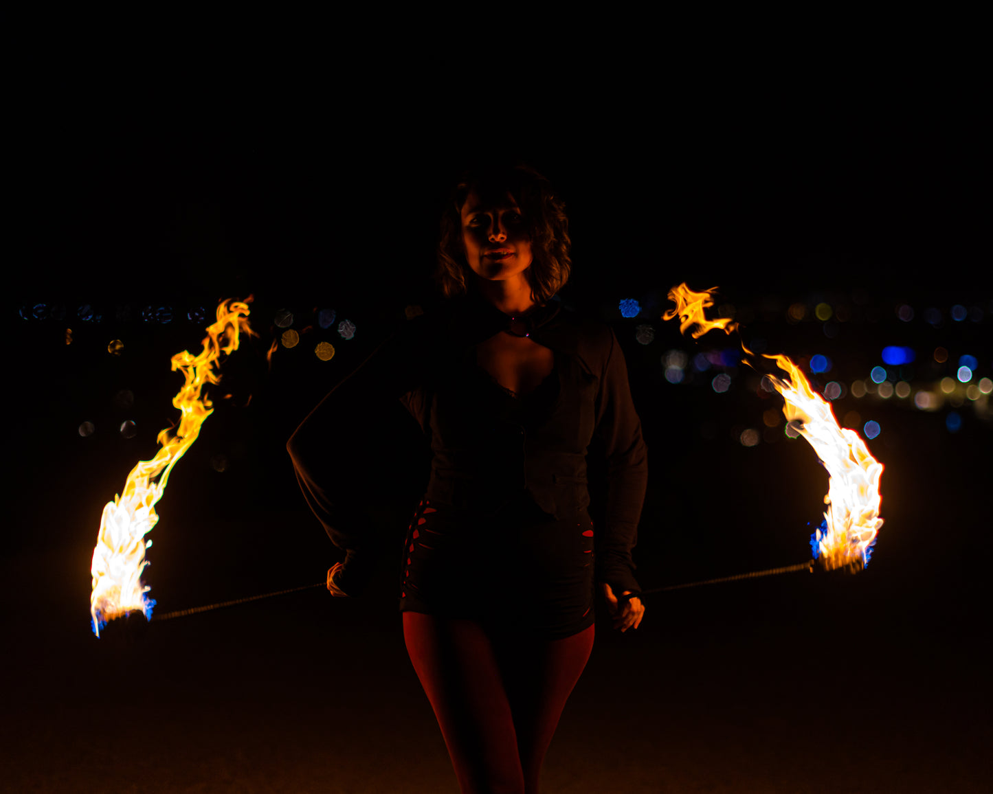 FIRE MECCA Fire Poi Set – 3 Inch Woven Kevlar MoonBlaze Heads – Set of 2 – Custom Length – Twist Link Chain – Flow, Spinning, Circus, Dance Prop – for Festivals & Performances